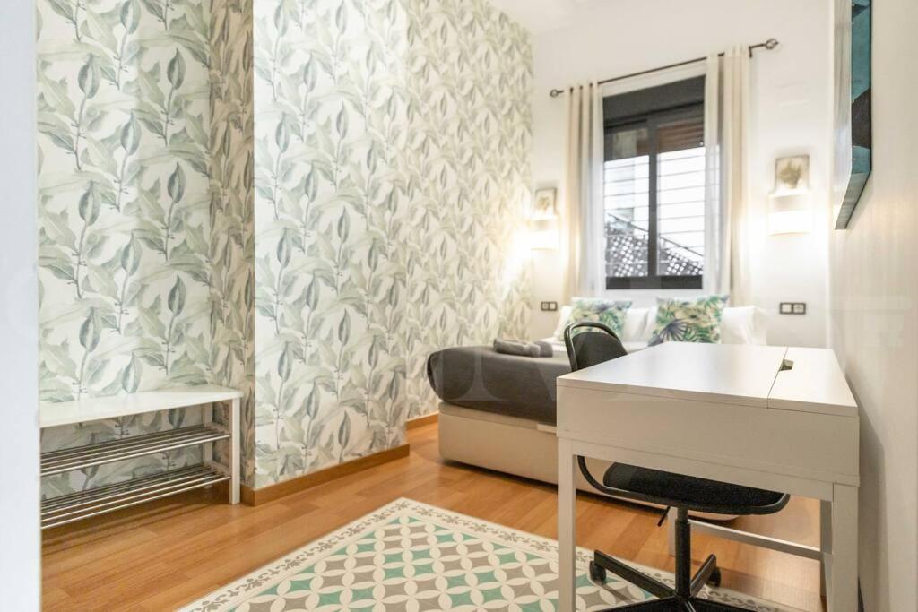 Relaxing Apartment With Parking In The Center By Rems Μάλαγα Εξωτερικό φωτογραφία