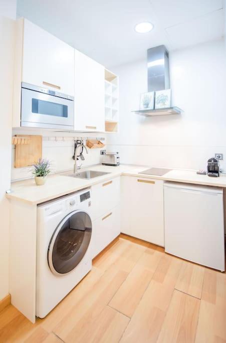 Relaxing Apartment With Parking In The Center By Rems Μάλαγα Εξωτερικό φωτογραφία